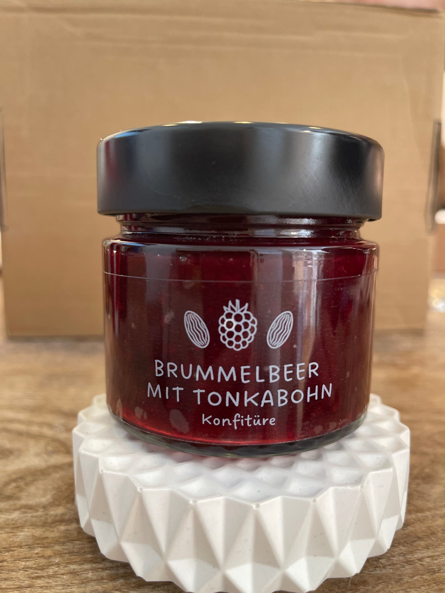 Schmierkram Konfitüre "Brummelbeer mit Tonkabohn" 230 g.